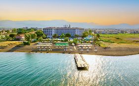 Le Monde Beach Resort&Spa